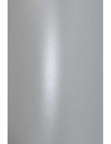 Perleťový metalizovaný dekorativní papír Aster Metallic 250g Silver stříbrný pak. 10A4